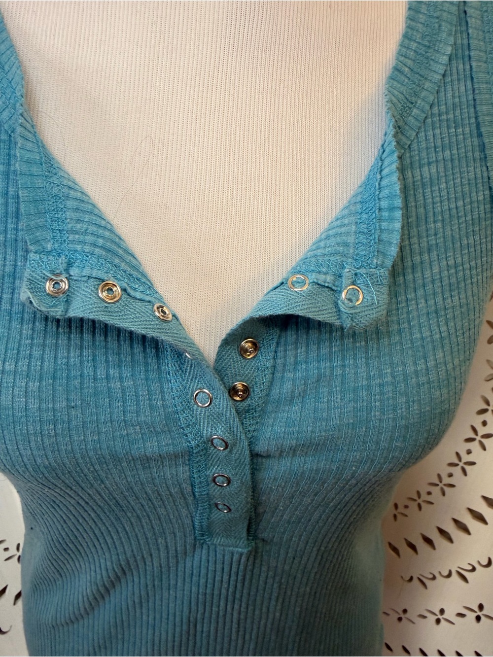 Sleeveless Ribbed Henley Tank Top - Turquoise - Picture 2 of 10